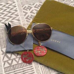 Gucci Aviator sunglasses